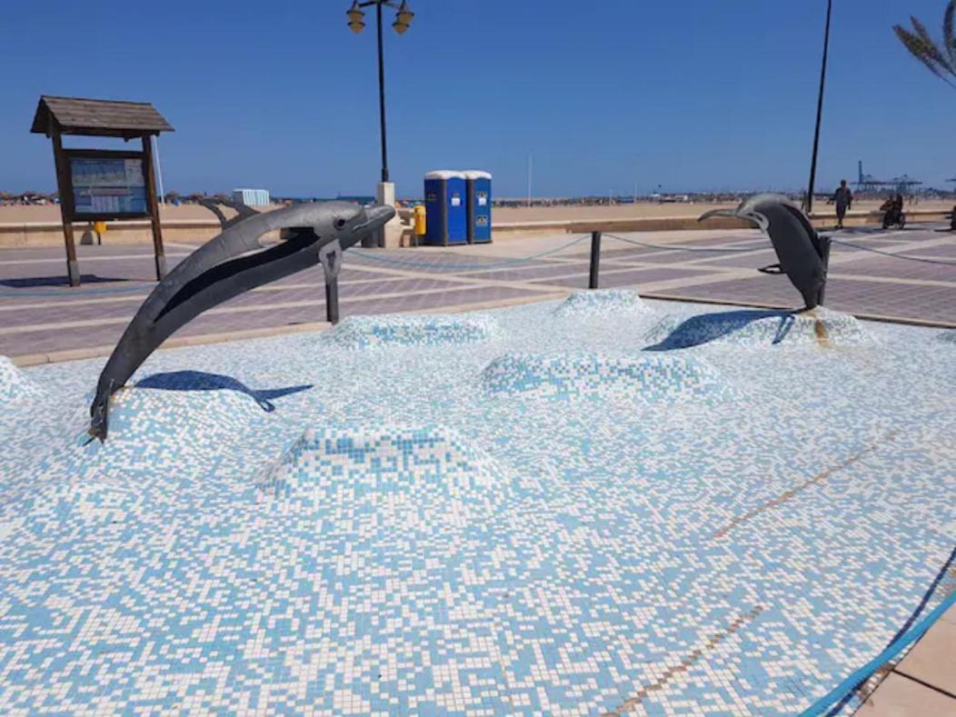 Reina Playa Lägenhet Valencia Exteriör bild